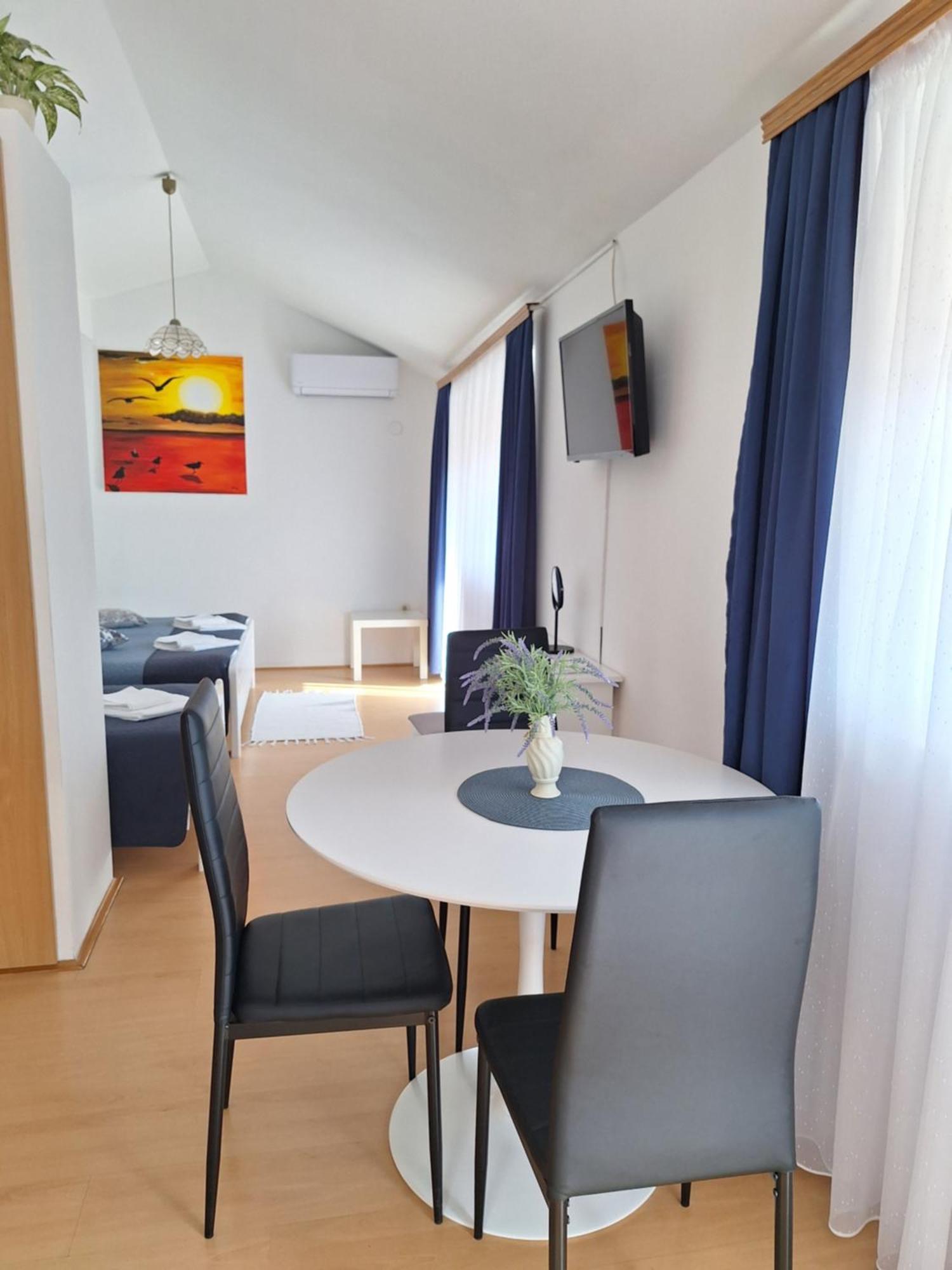 Apartments Kozjan كارلوفاتش المظهر الخارجي الصورة