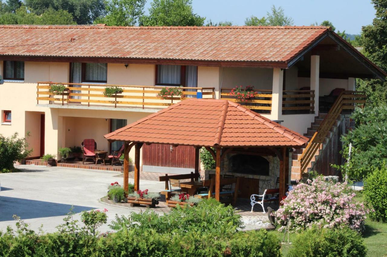 Apartments Kozjan كارلوفاتش المظهر الخارجي الصورة